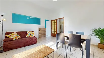 Apartment for rent in Saint-Étienne, Auvergne-Rhône-Alpes