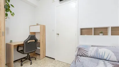 Room for rent in Elche/Elx, Comunidad Valenciana