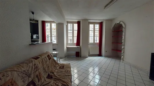 Apartments in Lyon - photo 4