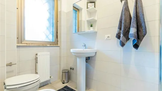 Rooms in Roma Municipio IX – EUR - photo 1