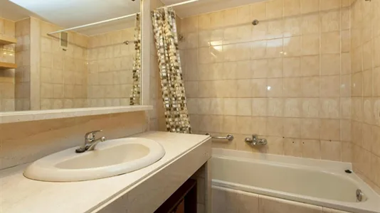 Apartments in Barcelona Eixample - photo 5