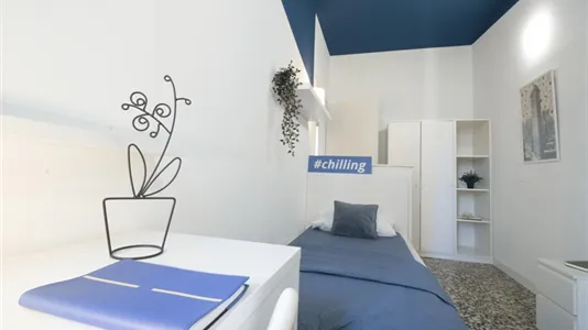 Rooms in Pavia - photo 1