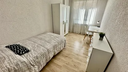Room for rent in Zaragoza, Aragón