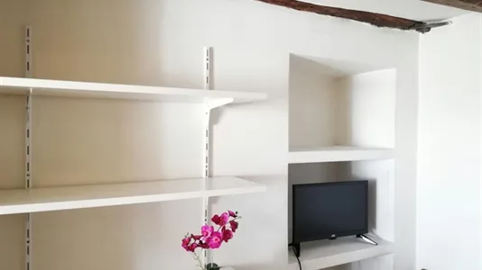 Apartments in Paris 8ème arrondissement - photo 4