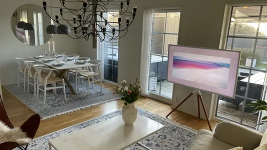 Houses in Helsingborg - photo 2