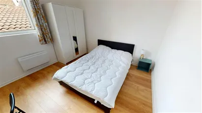 Room for rent in Clermont-Ferrand, Auvergne-Rhône-Alpes