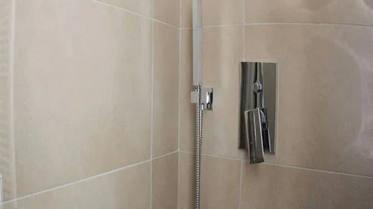 Rooms in Milano Zona 2 - Stazione Centrale, Gorla, Turro, Greco, Crescenzago - photo 9