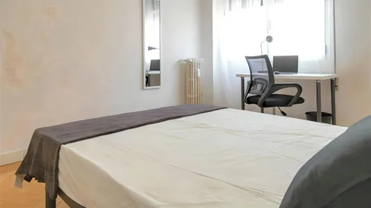 Rooms in Madrid Chamberí - photo 10