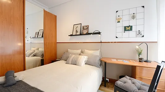 Rooms in Bilbao - photo 6