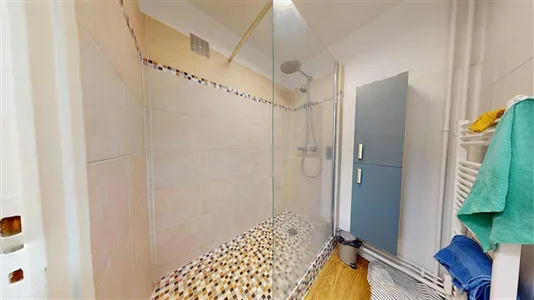 Rooms in Lyon - photo 5