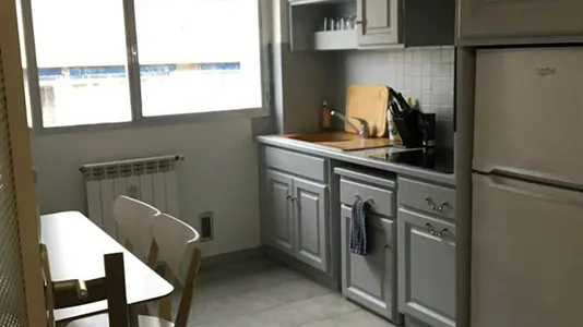 Rooms in Saint-Julien-en-Genevois - photo 10