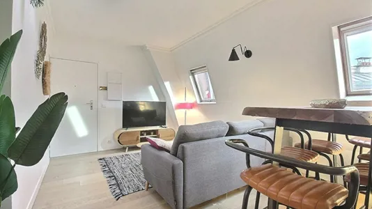 Apartments in Paris 8ème arrondissement - photo 3