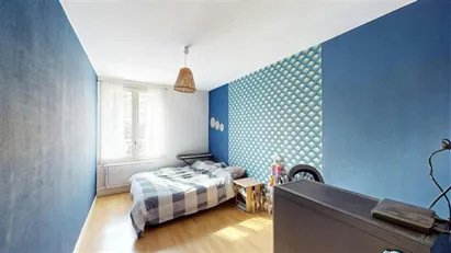 Room for rent in Grenoble, Auvergne-Rhône-Alpes