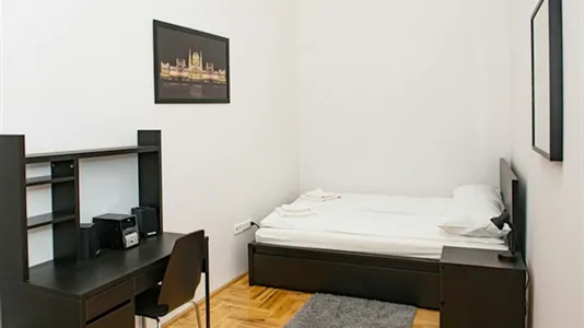 Apartments in Budapest Terézváros - photo 4