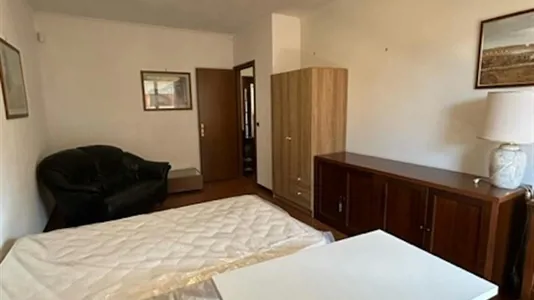Rooms in Roma Municipio V – Prenestino/Centocelle - photo 3