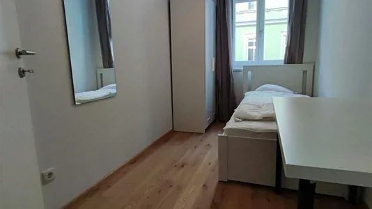 Rooms in Wien Ottakring - photo 2