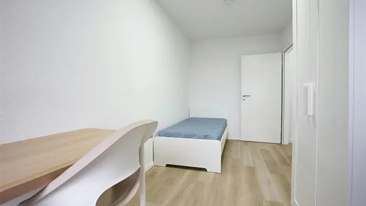 Rooms in Dusseldorf - photo 2