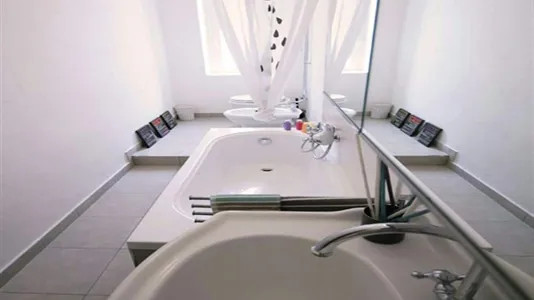 Rooms in Milano Zona 2 - Stazione Centrale, Gorla, Turro, Greco, Crescenzago - photo 8