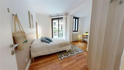 Room for rent in Paris 8ème arrondissement, Paris