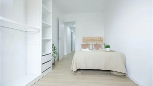 Rooms in el Camí de Vera - photo 4