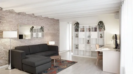 Apartments in Barcelona Ciutat Vella - photo 7