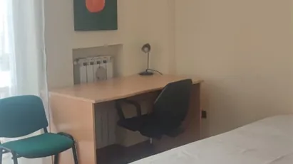 Room for rent in Napoli Municipalità 5, Naples