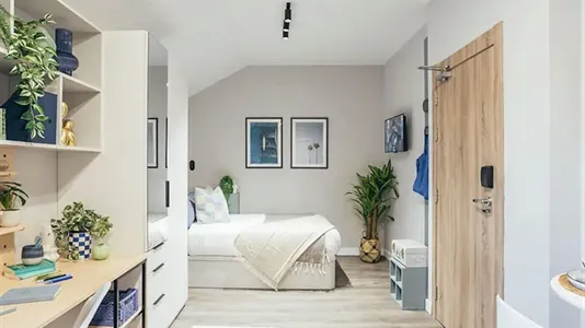 Apartments in Los Bermejales - photo 1
