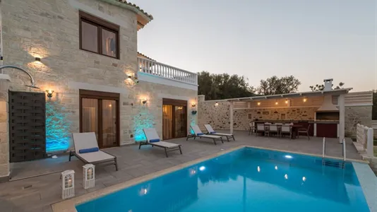 Houses in Heraklion - photo 8