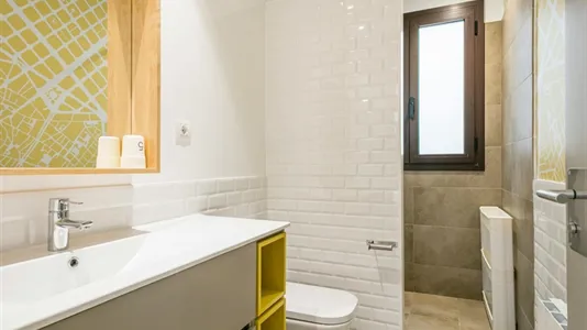 Rooms in Barcelona Eixample - photo 6