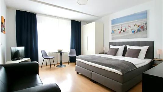 Apartments in Cologne Innenstadt - photo 2