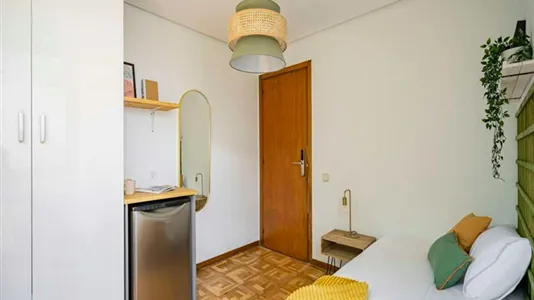 Rooms in Madrid Salamanca - photo 10