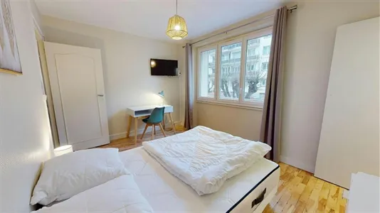 Rooms in Clermont-Ferrand - photo 3