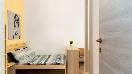 Rooms in Milano Zona 1 - Centro storico - photo 3