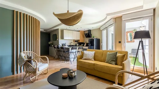 Apartments in Lyon - photo 3