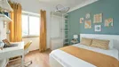 Room for rent, Amadora, Lisbon (region), &lt;span class=&quot;blurred street&quot; onclick=&quot;ProcessAdRequest(8904875)&quot;&gt;&lt;span class=&quot;hint&quot;&gt;See streetname&lt;/span&gt;[xxxxxxxxxxxxx]&lt;/span&gt;