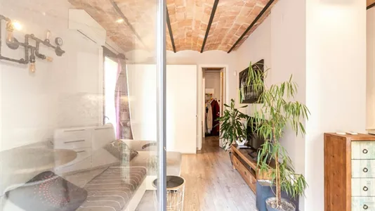 Apartments in Barcelona Ciutat Vella - photo 2