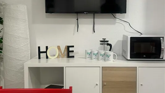 Rooms in Madrid Chamberí - photo 10