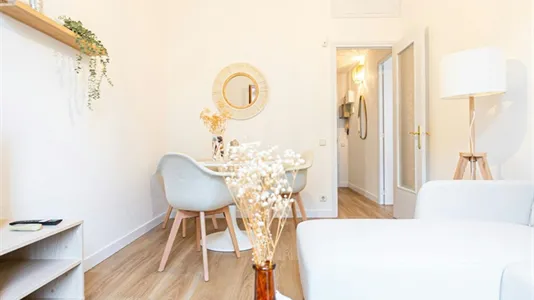 Apartments in Barcelona Eixample - photo 8