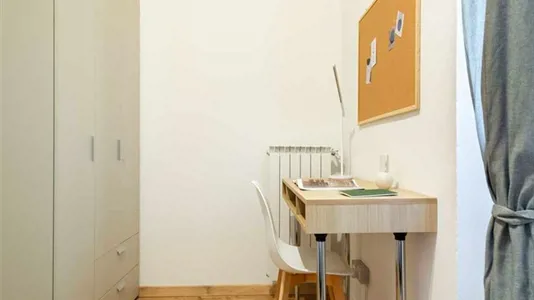 Rooms in Milano Zona 4 - Vittoria, Forlanini - photo 1
