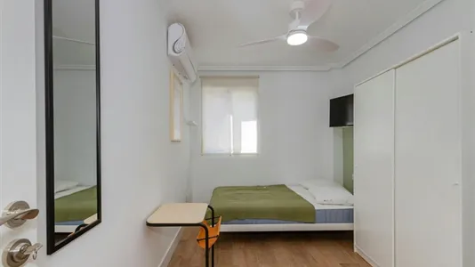 Rooms in Alcalá de Henares - photo 1