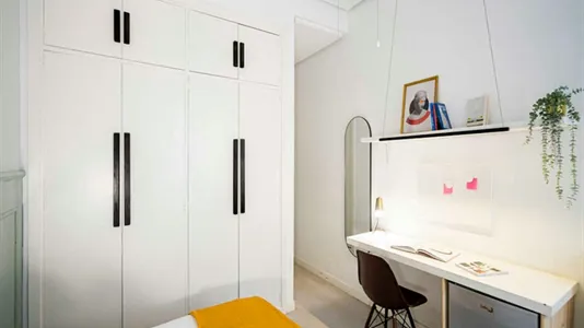 Rooms in Madrid Centro - photo 5