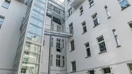 Rooms in Berlin Friedrichshain-Kreuzberg - photo 8