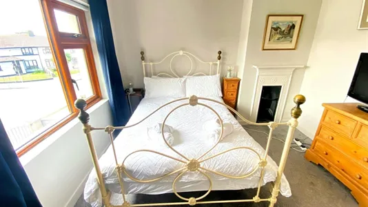 Houses in Clontarf - photo 3