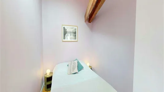 Rooms in Paris 9ème arrondissement - photo 2