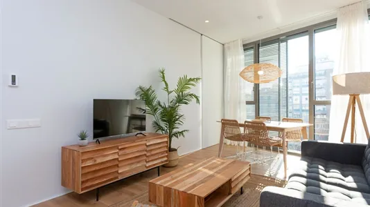 Apartments in Barcelona Eixample - photo 4