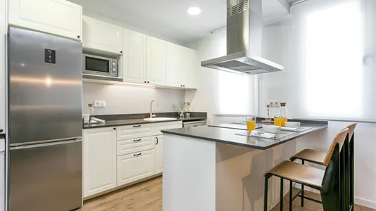 Apartments in Barcelona Ciutat Vella - photo 9