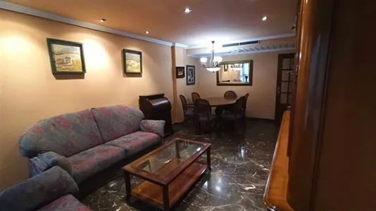 Rooms in Valencia Extramurs - photo 2