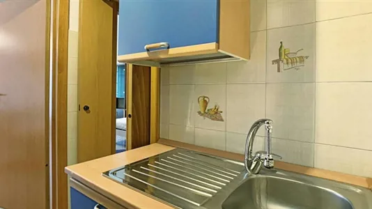 Apartments in Milano Zona 5 - Vigentino, Chiaravalle, Gratosoglio - photo 2