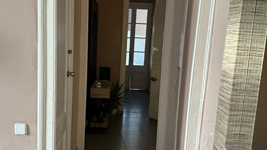 Rooms in Barcelona Ciutat Vella - photo 9