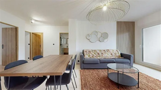 Rooms in Saint-Julien-en-Genevois - photo 8